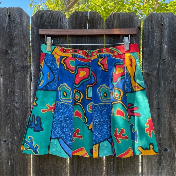 90’s vintage colorful mini tennis skirt - Picture 2 of 6